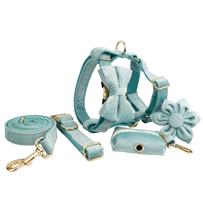 

Puppy Flower 6pcs Soft Accessories Walking Pouch Bag Bow Tie Luxury Pet Name Velvet Dog Collars Harness Set