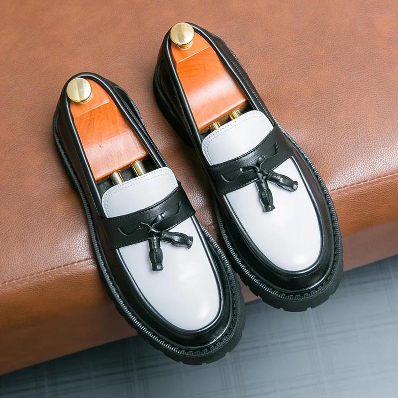 British Style Tassels Men Loafers Round Toe Slip-on Platform Casual Leather Shoes Men Formal Business Shoes sapatos masculinos