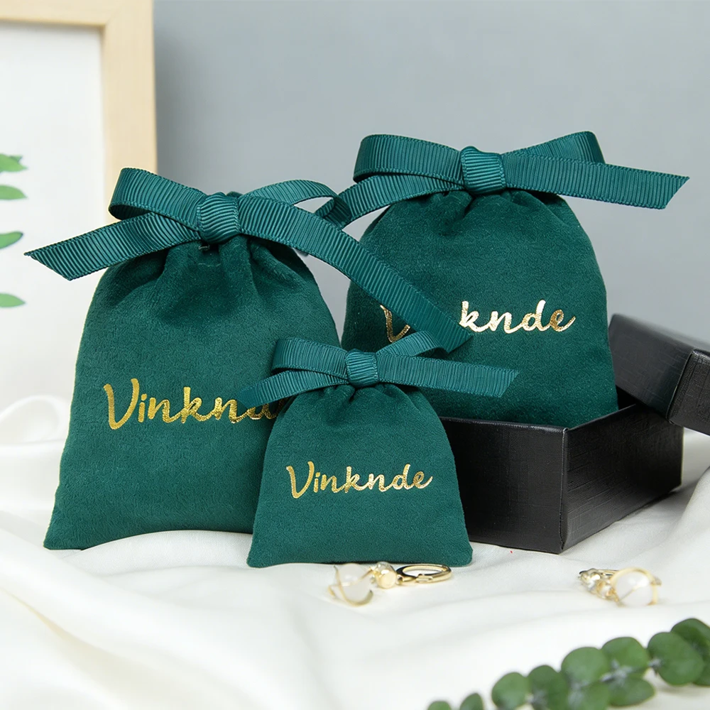 

100Pcs Wholesale Green Velvet Jewelry Watch Perfume Packaging Pouch Custom Logo Printed Soft Velvet Gift Drawstring Dust Bags
