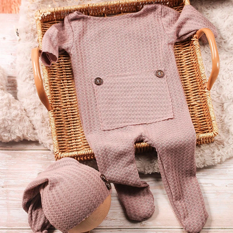 Ylsteed Dusty Pink Newborn Photography Footed Jumpsuit with Sleepy Hat Photo Props Knitted Buttons Patchwork Bodysuit Overalls