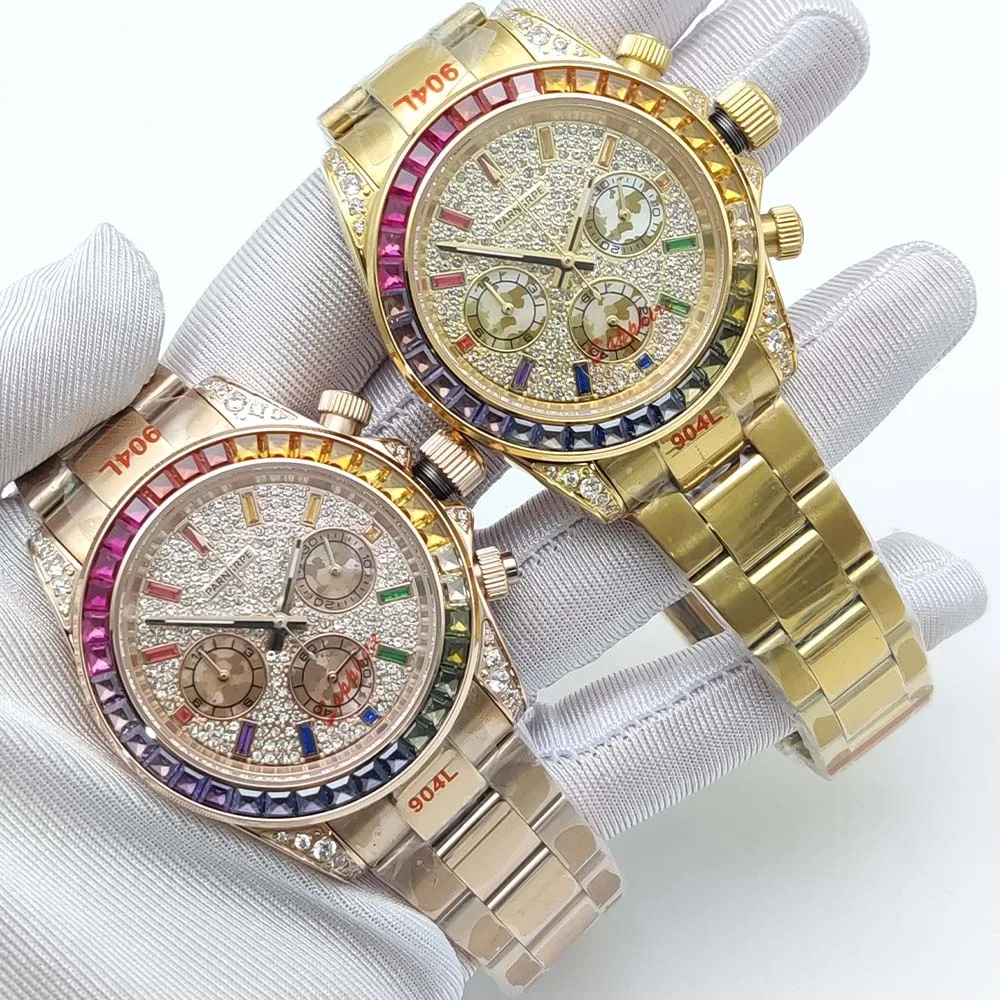 ساعة كوارتز رجالية فاخرة باللون الذهبي بتصميم ماسي وساعة VK63 للرجال بحزام معدني متطابق