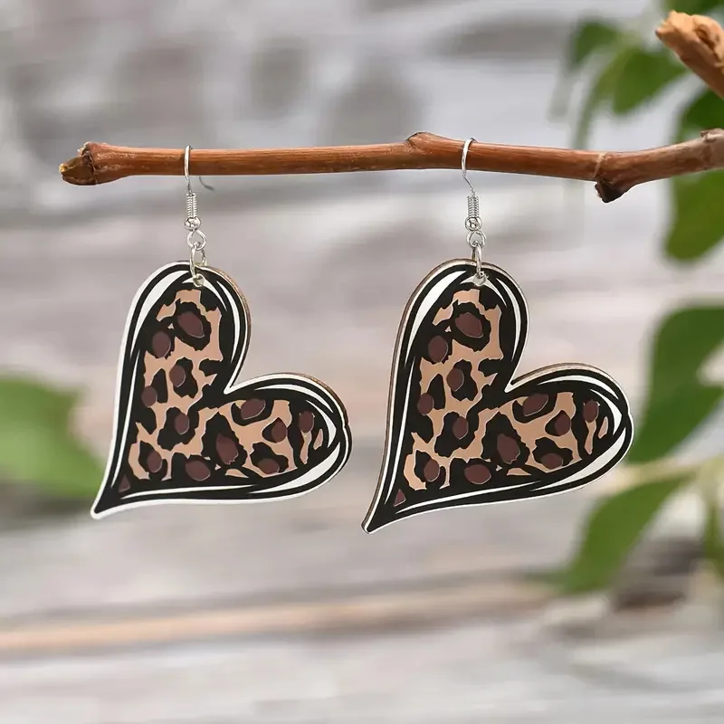 

Leopard Print Heart-shaped Double-sided Wooden Versatile Earrings