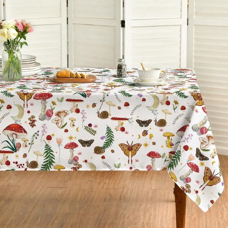 

Hot Selling Mushroom Tablecloth Rectangular Black Vintage Moth Pattern Tablecloth Suitable for Party Picnic Dinner Decoration