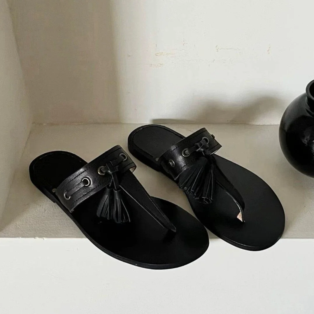 Women's Thong Slide Sandals Adjustable Eyelet Strap with Fringe Tassel Decor Flat Sole Slip-On Flip Flops Bohemian Footwear