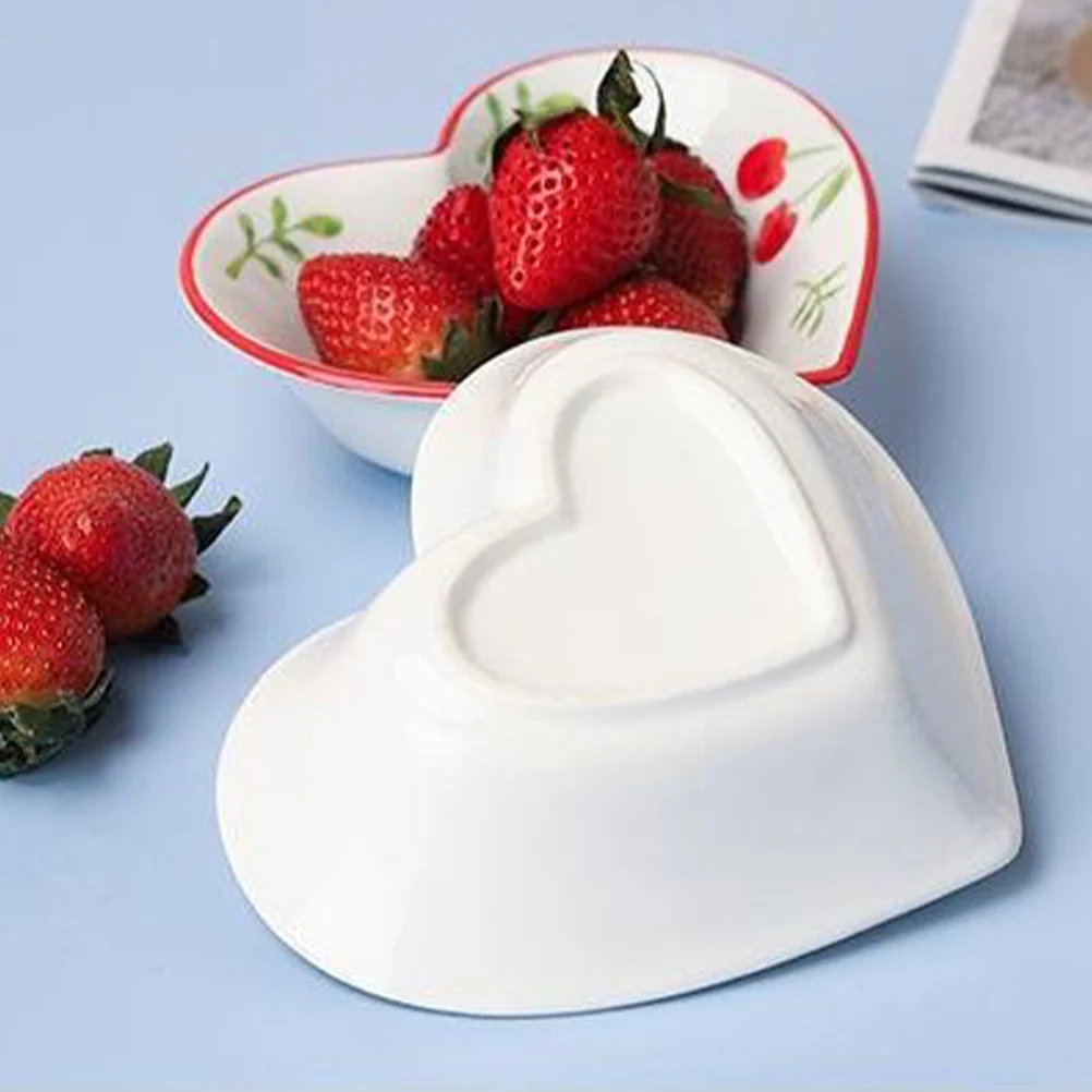 

Heart Shape Ceramic Serving Bowl Unique Design Food Tray for Nuts Chips Sweets Desktop Kitchen Decor Bowl Dried Fruit Tray