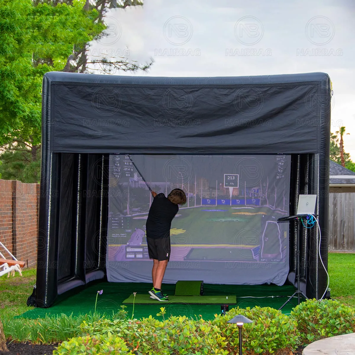 Inflatable Golf Simulator Enclosure Commercial Grade Inflatable Screening Golf Tent Enclosures For Golfing Experience Practice