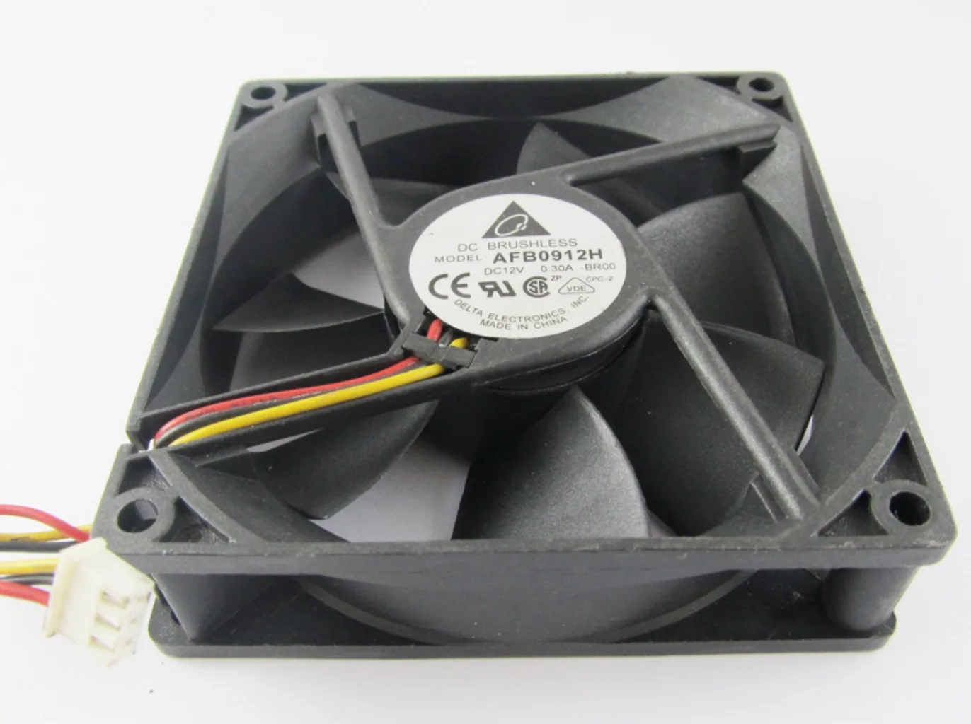 

10pcs for DELTA AFB0912H 9025 92x92x25mm 92mm 12V 0.3A 51CFM 3 wire DC Cooling Fan