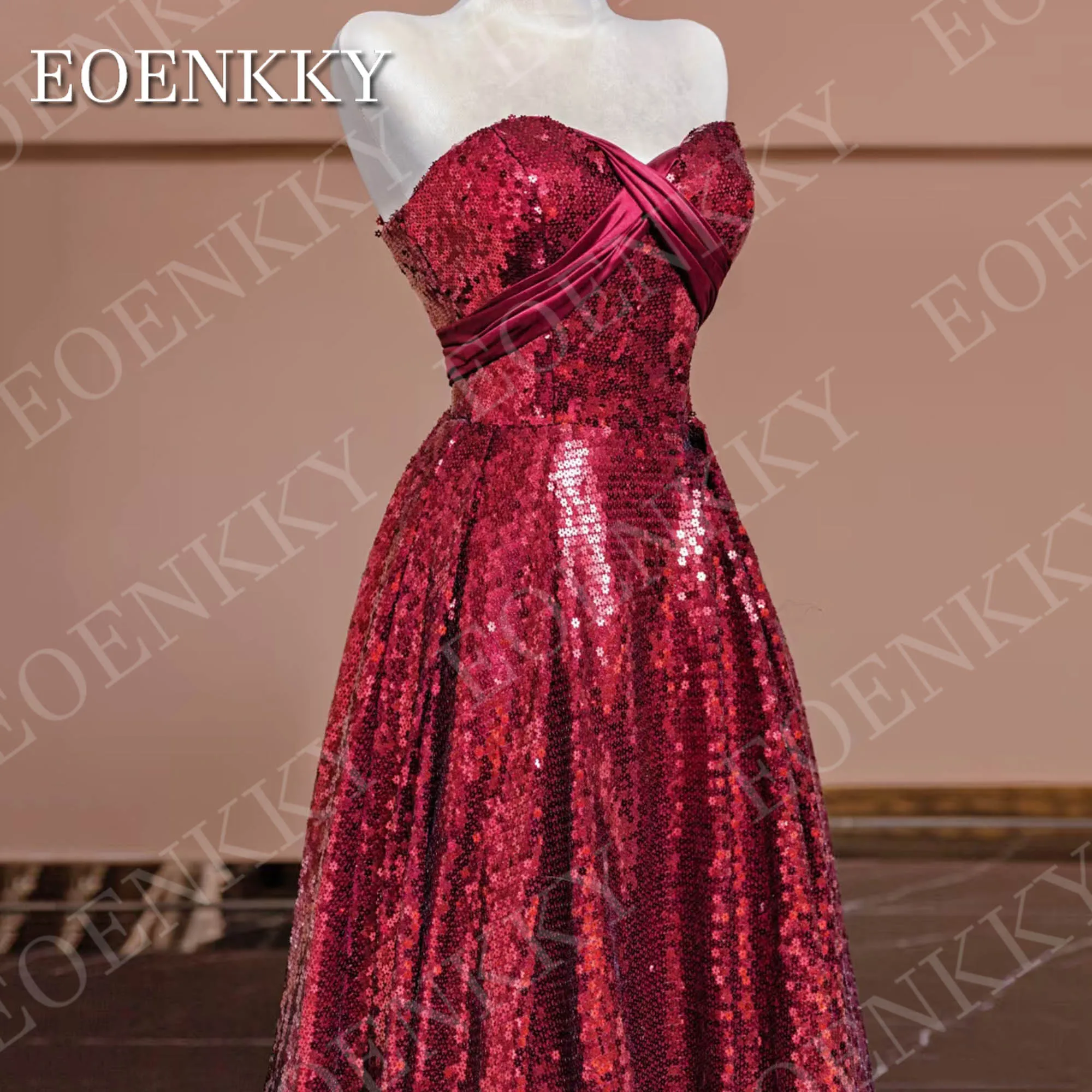 EOENKKY Lantejoulas Sparkly Vestido de Baile Princesa Dubai Luxo Glitter Borgonha Strapless Uma Linha Vestidos de Festa Personalizados Vestido de baile brilhante lantejola Princesa Dubai Luxo Glitter Borgonha Strapless