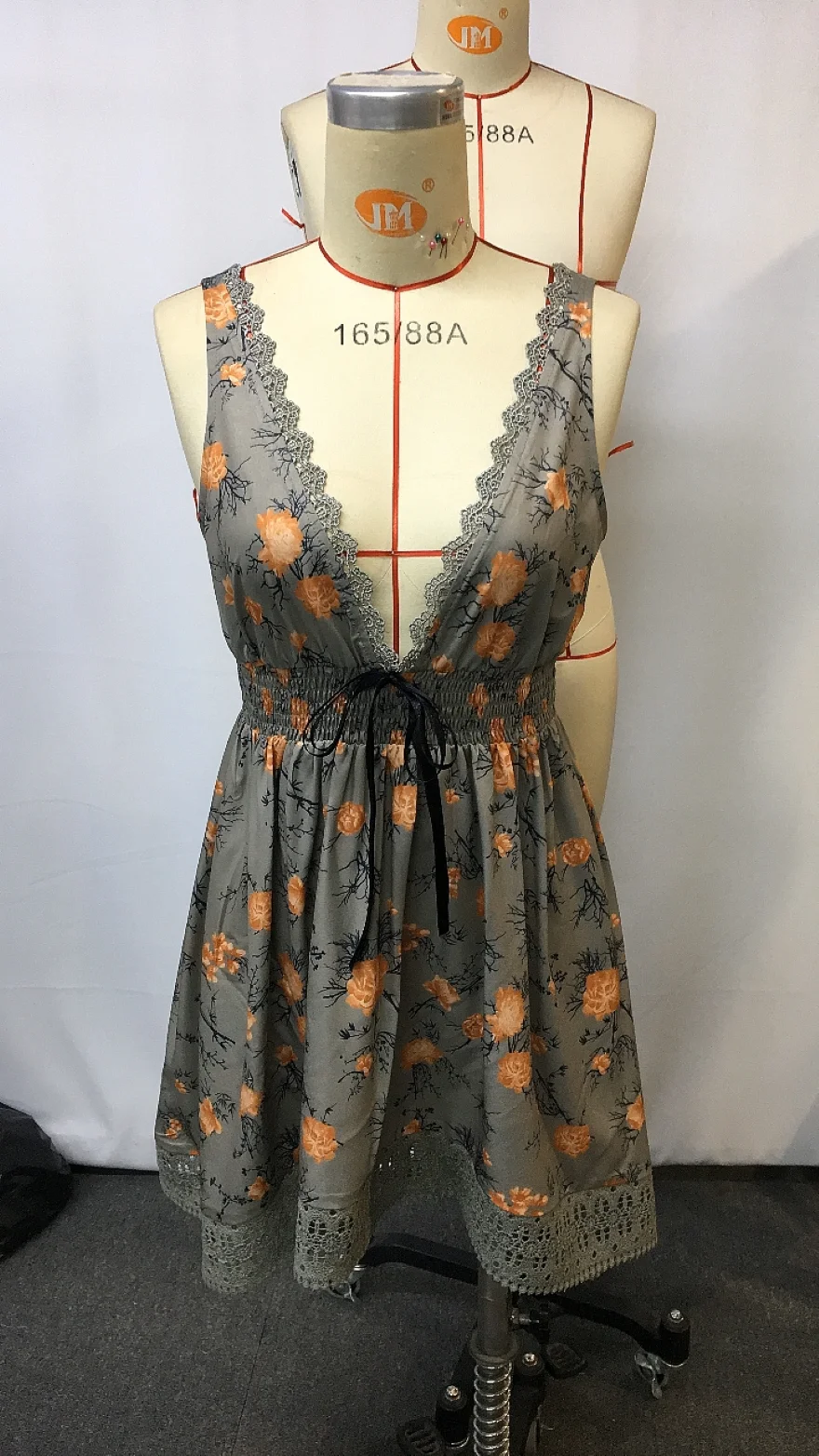 2023 Retro-Western-Cowboy-Stil-Freizeitkleid für Damen – Vintage-Denim-A-Linien-Kleid mit Stickerei, Boho-Chic-Sommerkleid