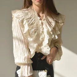 Spring and Autumn Gentle Light Ripe Wind V-neck Folds Ruffle Design Easing Trumpet Sleeves Shirt Ladies Blouse Women Shirts