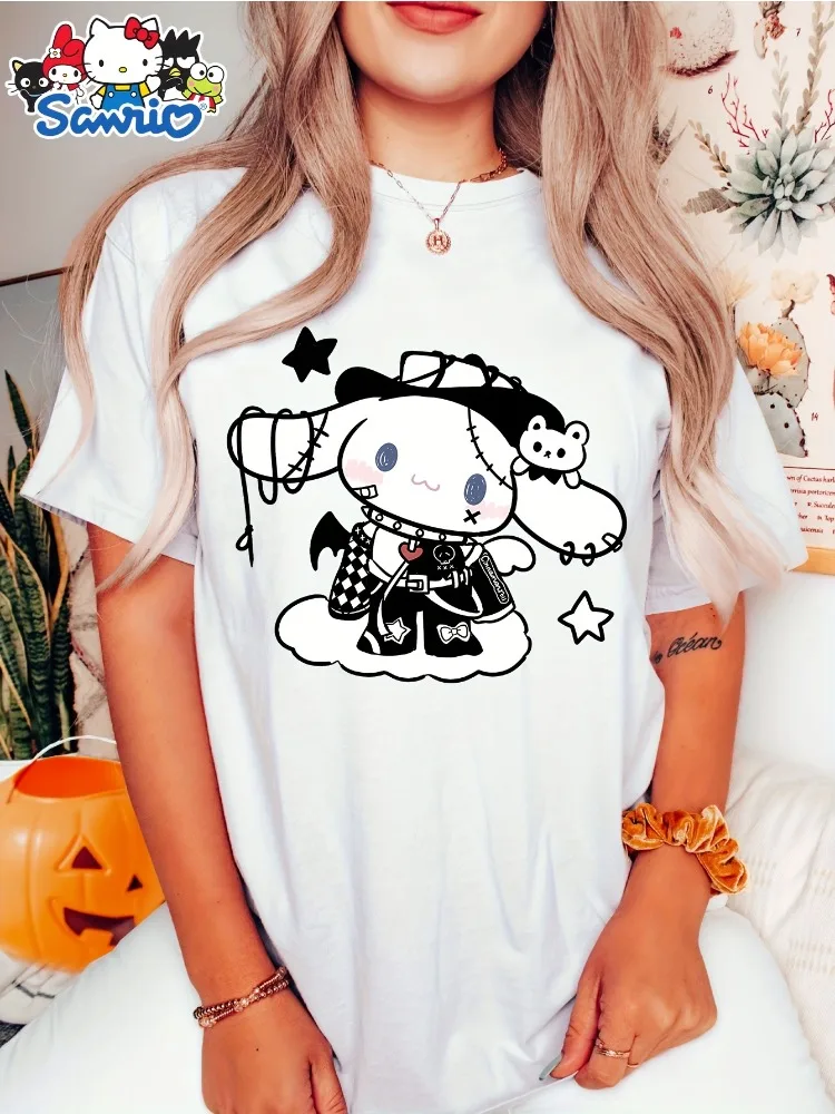 サンリオ ハロウィン ダークパッチワーク シナモロール 大きな耳の犬プリント クルーネック 半袖 Tシャツ エレガント ヴィンテージ ミニマリストスタイル