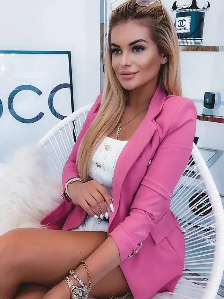 Damska dwurzędowa marynarka w stylu vintage, jednolita, elegancka, do biura, szykowny kardigan, stylowa odzież wierzchnia na spotkania.