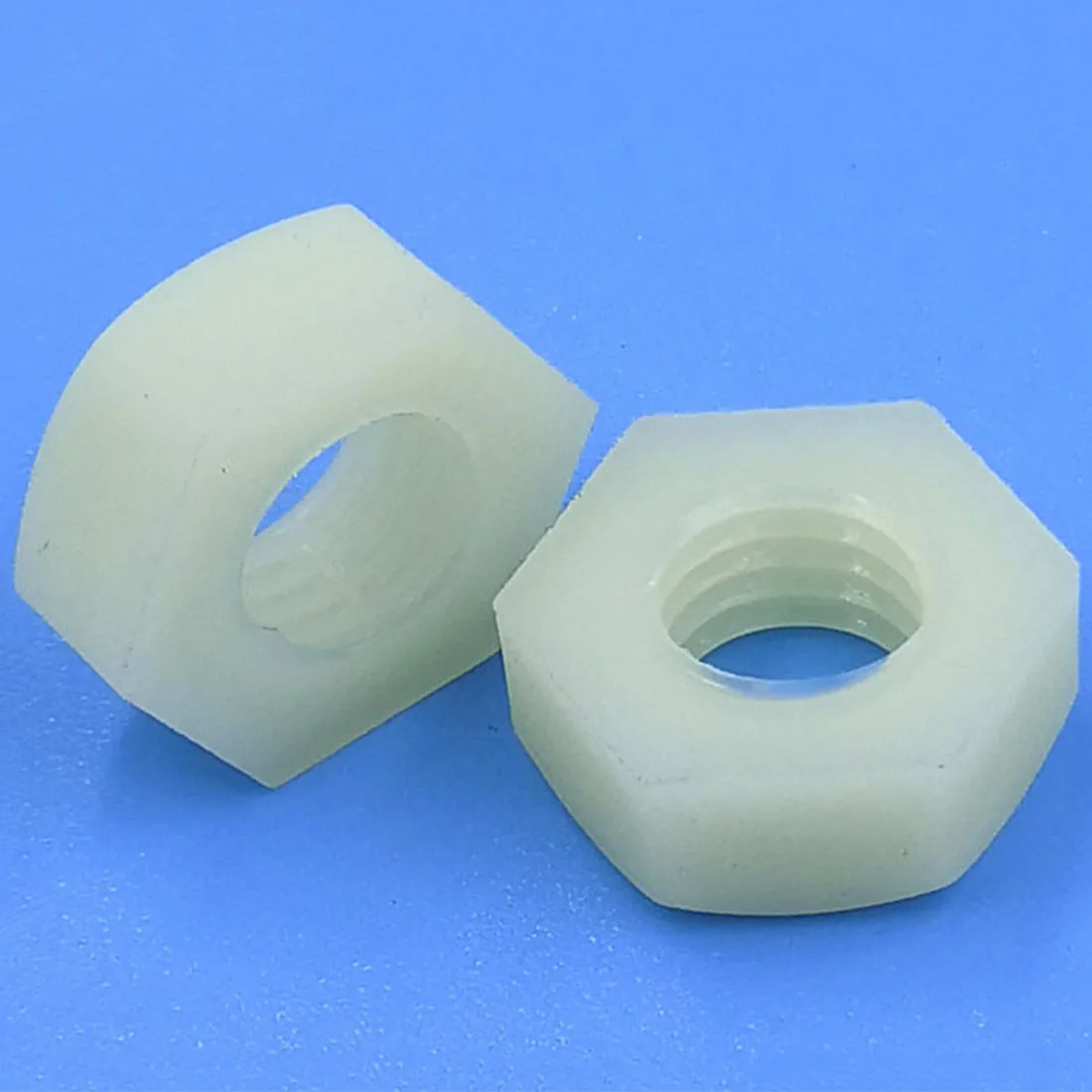 10/50Pcs Pa66 White Color Nylon Hex Nut M2 M2.5 M3 M4 M8 M10 Nylon Hex Nut  Metric Thread Suit For Screws Bolts DIN934