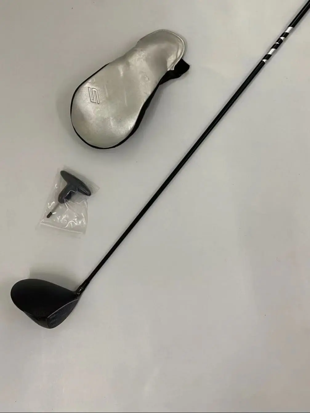 

2025 New golf clubs drivers Qi35 MAX Men's No.1 driver 9/10.5 Degrees R/SR/S/X Flex Graphite Head Cover