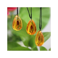 Handmade Jewelry Amber Pendant Containing Natural Scorpion Necklace Ornaments Home Decor Stone Wedding Party Travel Gift