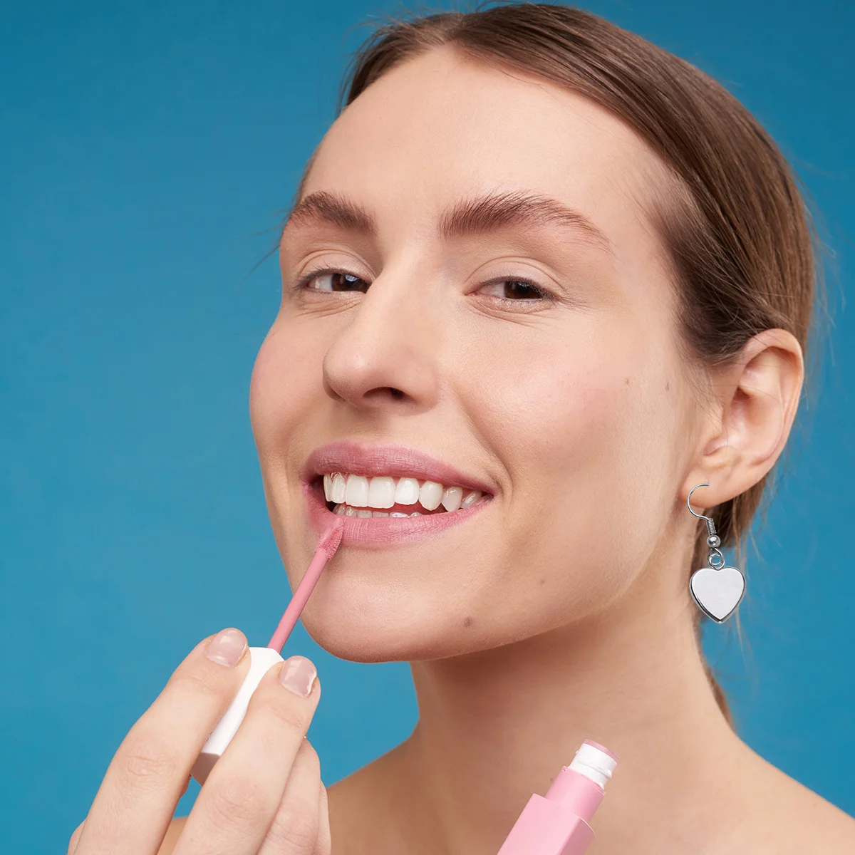 40 szt. Kolczyki w kształcie serca, haczyki na uszy ze stali nierdzewnej, bazy do samodzielnego tworzenia biżuterii, lekkie i wytrzymałe, idealne do prezentów na przyjęcia.