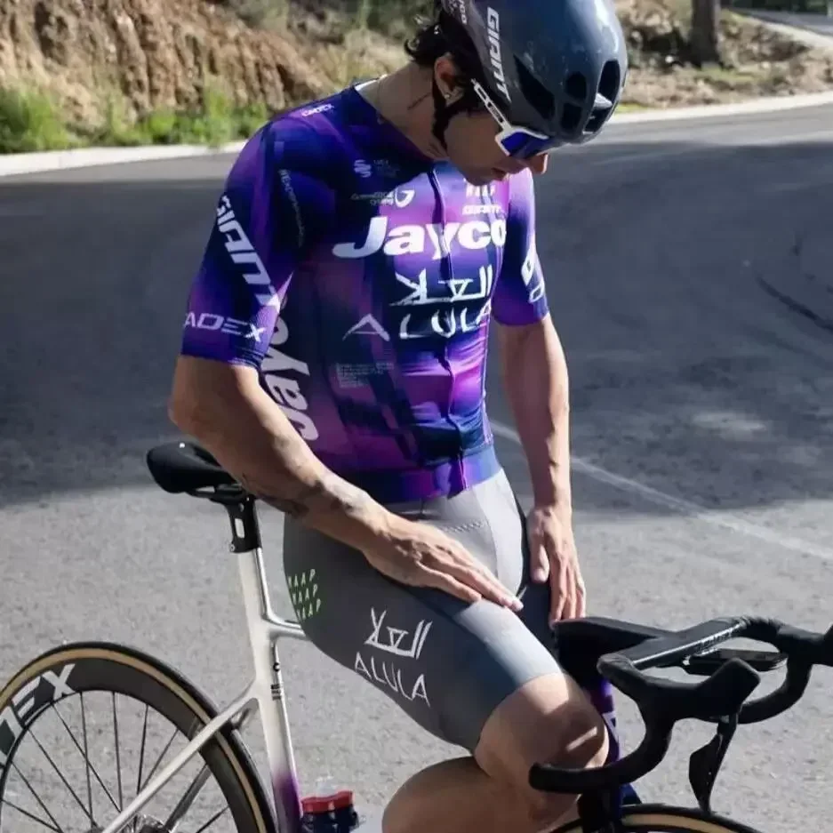 

Popular joint JAYCO new competitive short-sleeved men's and women's cycling light and breathable road team short-sleeved