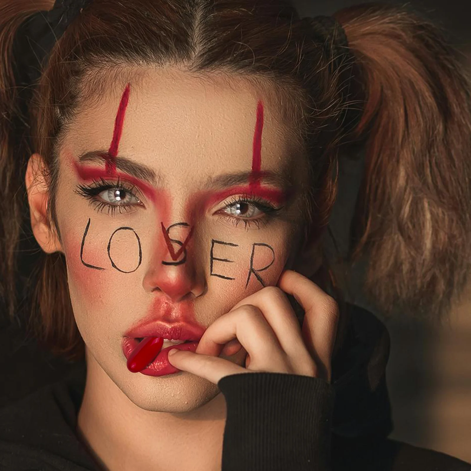 

5pcs Fake Capsules Lifelike Halloween Blood Props Washable Artificial Blood For Cosplay Zombie Makeup Party Scary Effects Decor