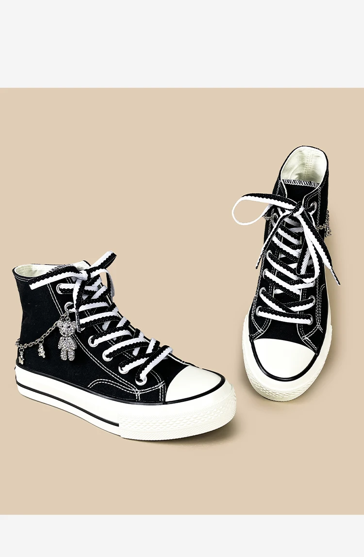Amy und Michael Kawaii Bären-Charms Damen-Sneaker Niedliche Mädchen-Studenten High-Top Freizeit-Leinenschuhe Modische Teenager-Skateschuhe – Detail 10