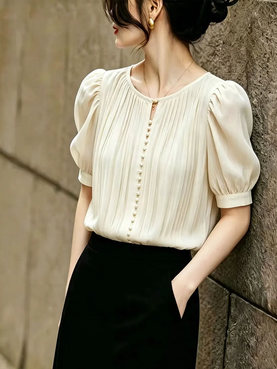 

Korean Style Commuter Fashion Bubble Sleeve Shirt Versatile Stylish Summer 2026 Retro Personality Top Women's Clothing