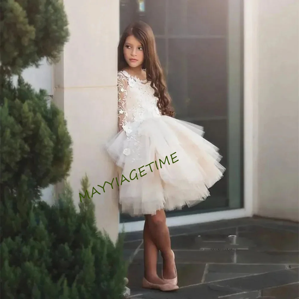 

Flower Girl Dress For Wedding Knee Length Puffy Lace Applique Three Quarter Sleeve Princess Pageant Dresses First Communion Gown