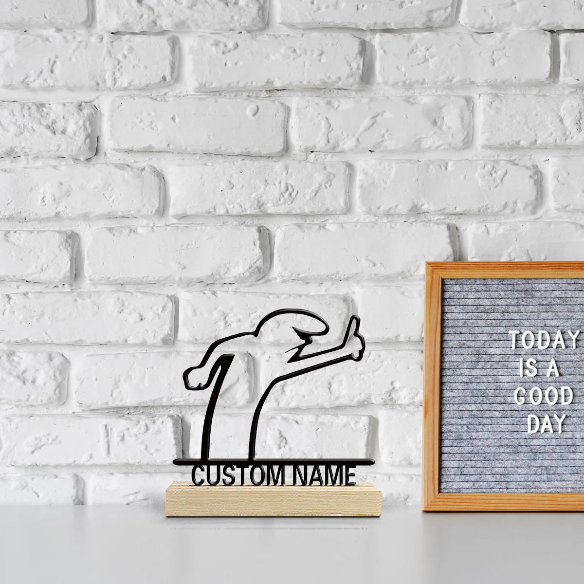 1pc Personalized Retro Iron Statue Decoration Custom Name With Wooden Base Desktop Decoration That Does Not Require Assembly