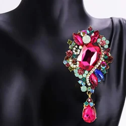 Beaut&Berry Luxury Crystal Glass Pendant Brooches for Women Rhinestone Pins Multi-color Available Casual Party Accessories Gifts