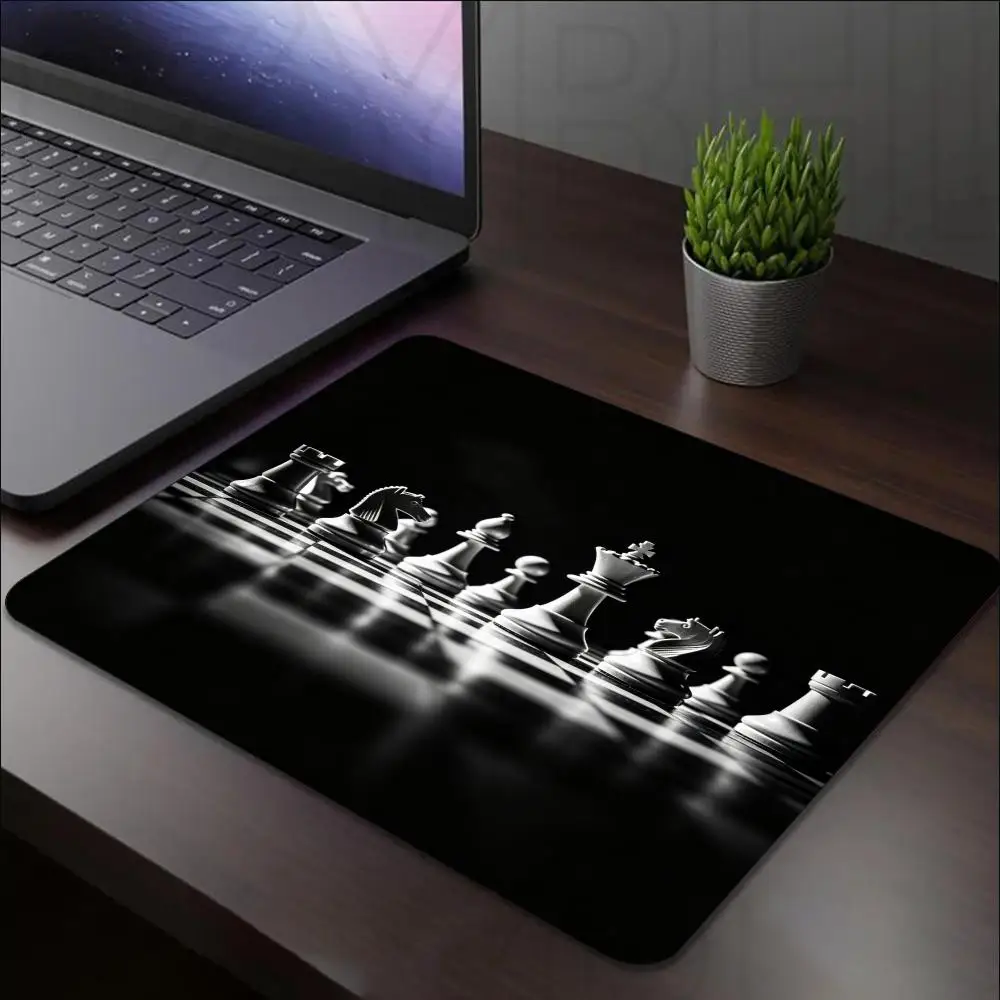 Chess Pattern Square Mouse Pad Non Slip Rubber Base Smooth Surface Desk Mat For Laptop Computer Home Office Gaming Mouse Mat