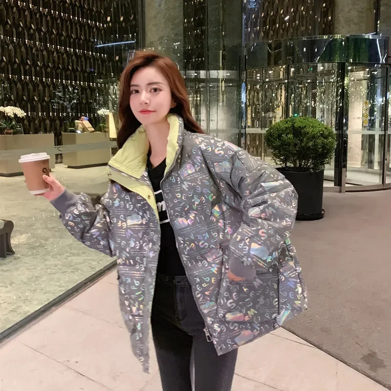 2023 New Korean Short Down Cotton Women\'s Bright Face White Down Loose and Slim Standing Neck Coat with Tidal Print Zipper Coat