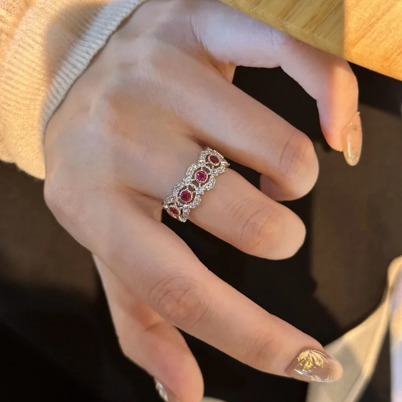 Light luxury silver 925 inlaid diamonds vintage hollow out lace ruby rings for women gorgeous style showy wedding ring jewelry