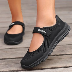 Obuwie damskie Trampki 2024 Nowa moda Walking Miękkie damskie trampki Slip On Plus Size Woman Shoes Ladies Vulcanize Shoes