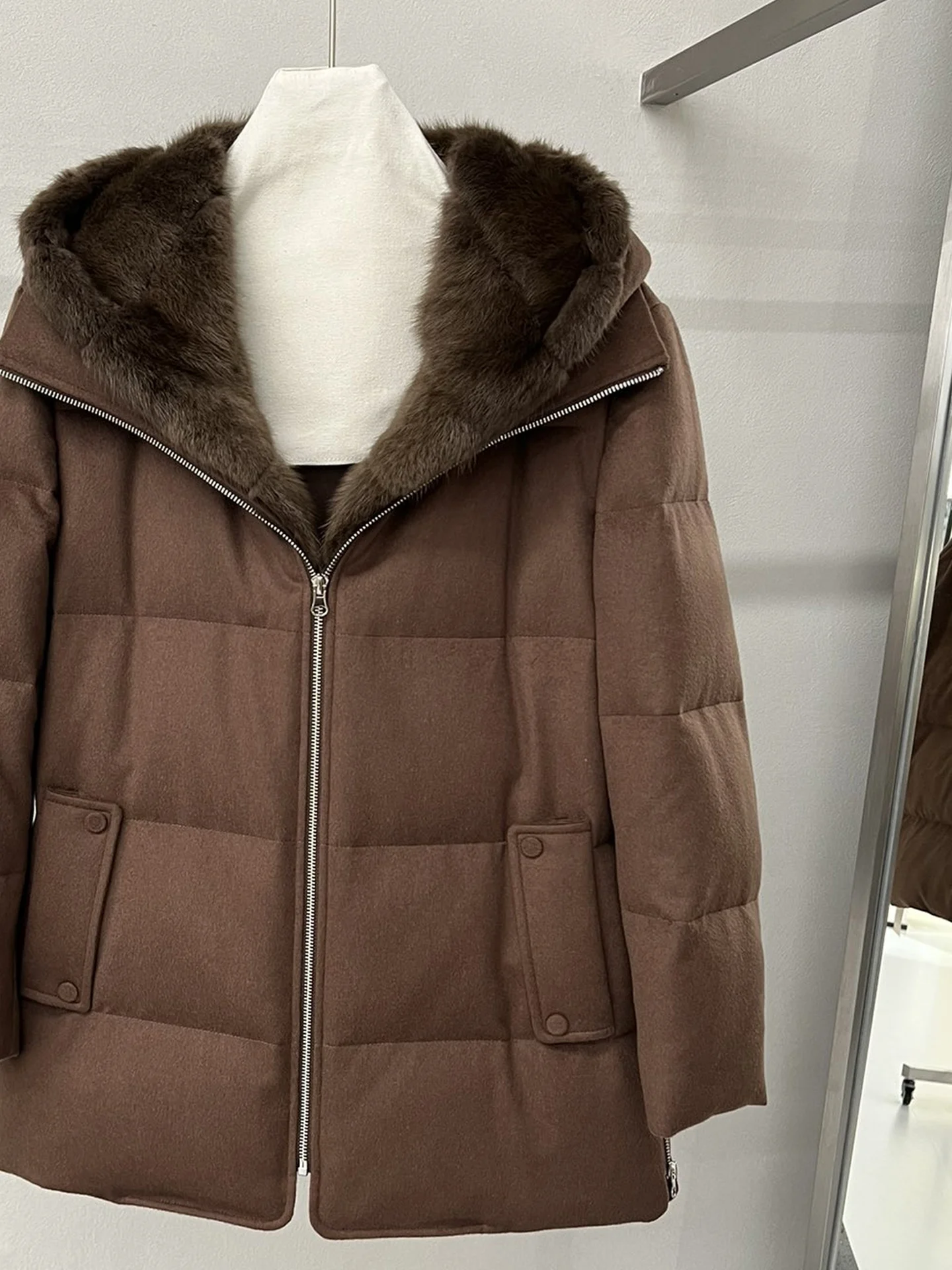 High-Quality Mink Patchwork Hooded Cashmere Jacket Short Versatile Goose Down Jacket Women'S Thick Warm