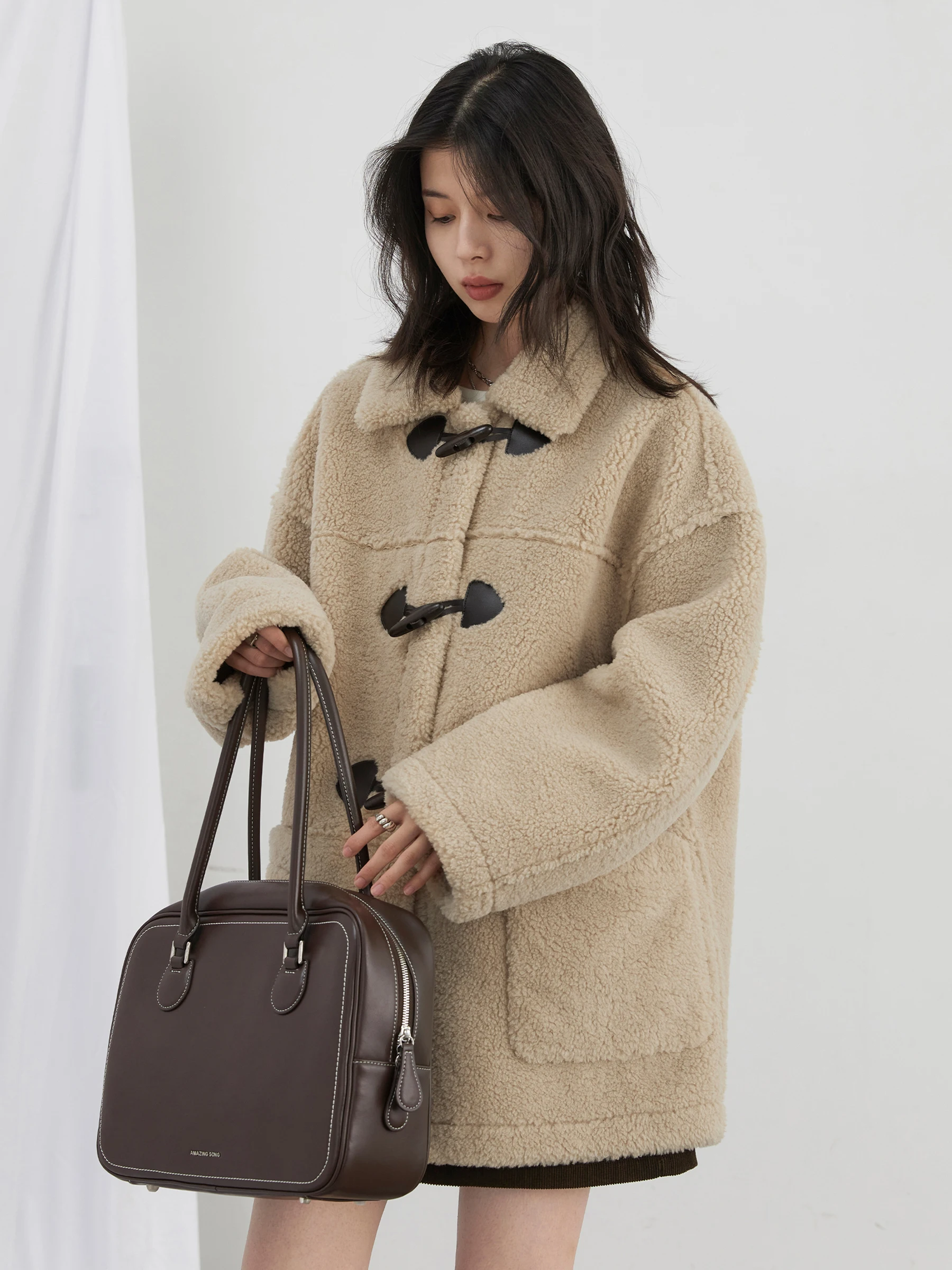 CHIC VEN Women Jackets Loose Thick Warm Outerwear New Horn Buckle Medium Long Plush Jacket Female Coat Autumn Winter 2024