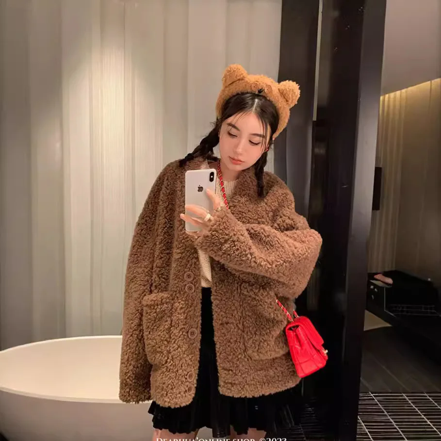 same 24 winter new all wool sheep shearing fur integrated coat, women's lamb fur loose fur coat