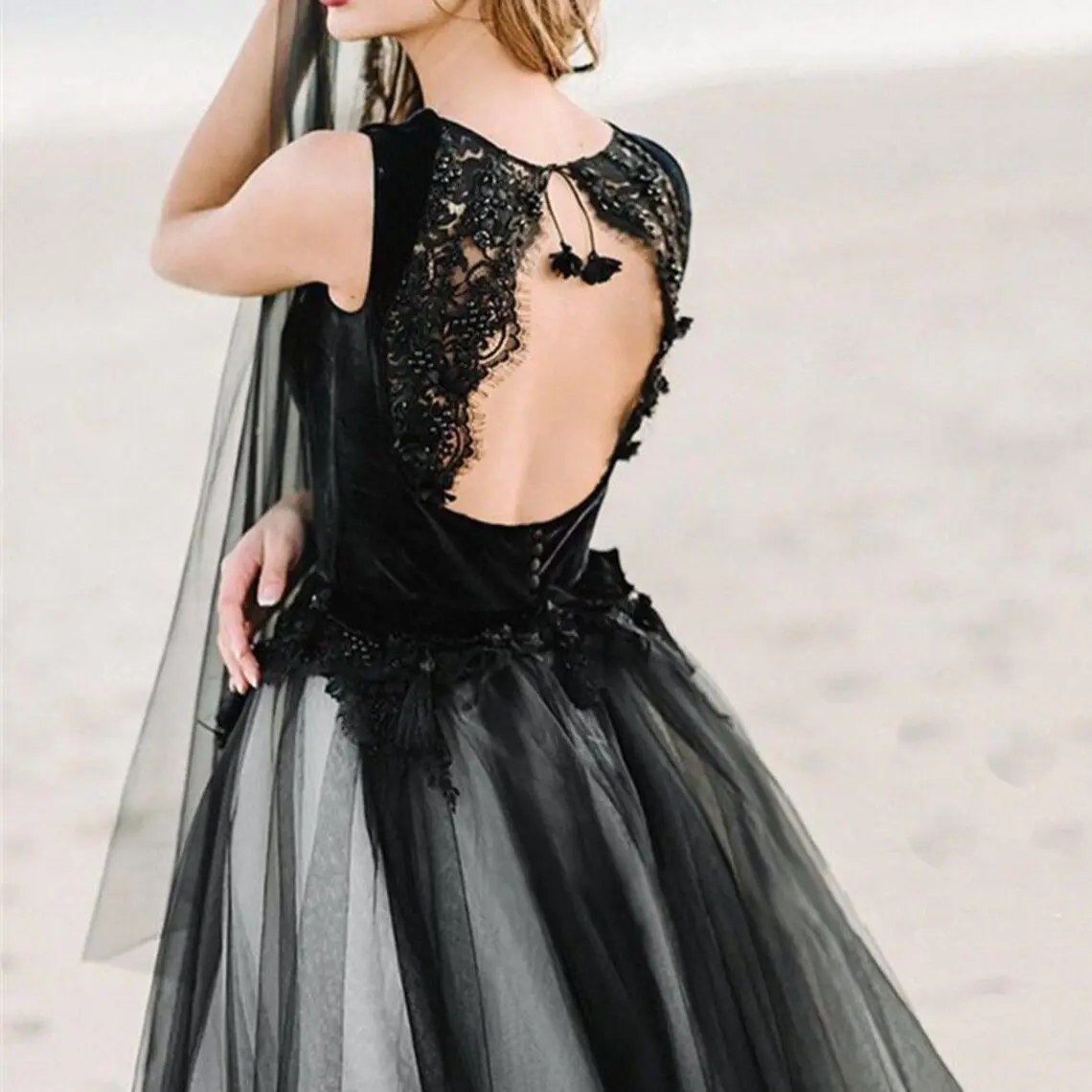 15448# Customzied Black Square Collar Appliques Beading Tulle Low Back A-line Wedding Dress Bridal Gown For Women Gothic Style