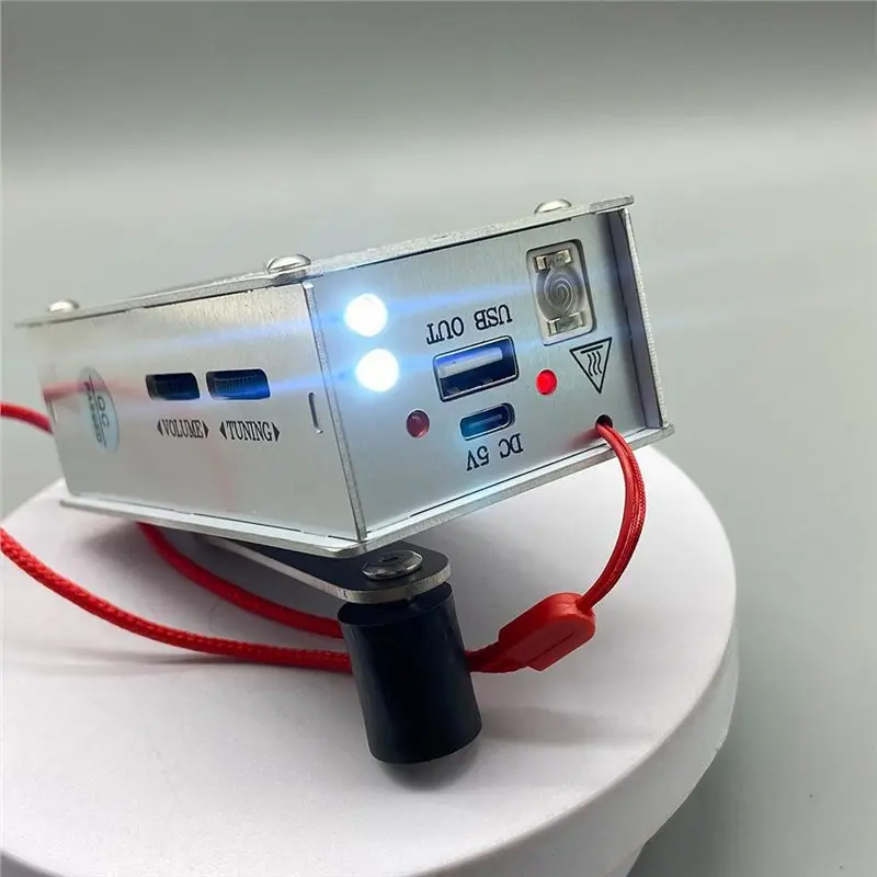 2026 New FM Radio And Emergency Phone Charger Charging Functionality Hand Crank Power Generator Outdoor Survival Tool