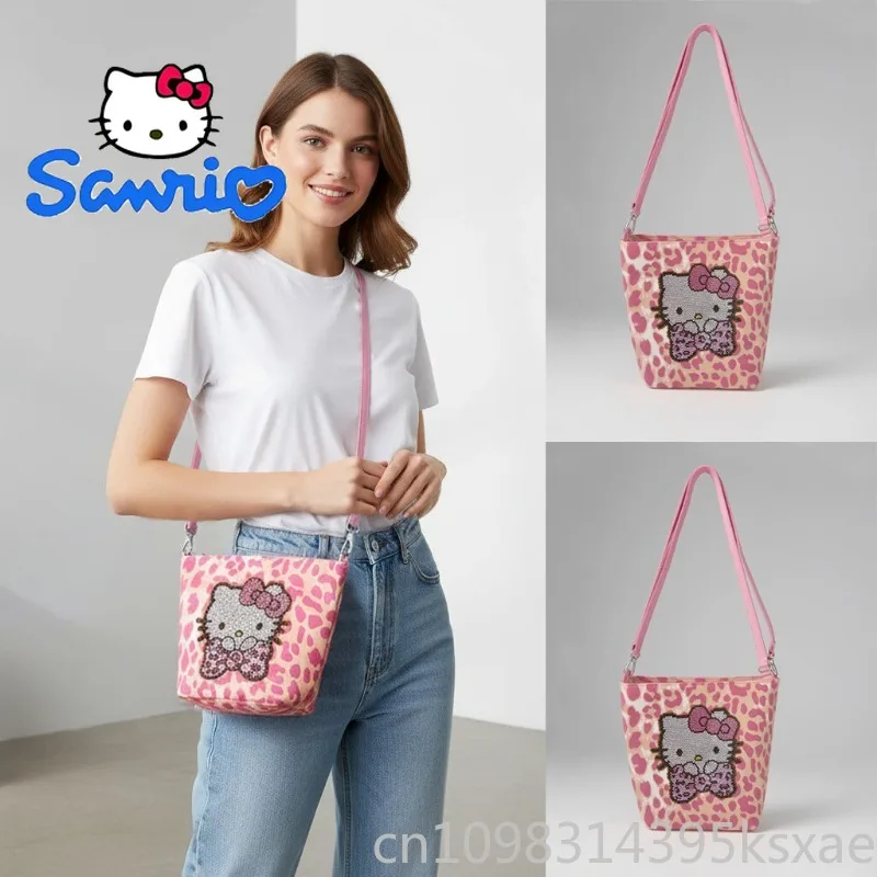 

Hello Kitty Shoulder Bag Luxury Leopard Print Purse Handbag for Women Cute Cartoon Crossbody Portable Versatile Casual Daily Use