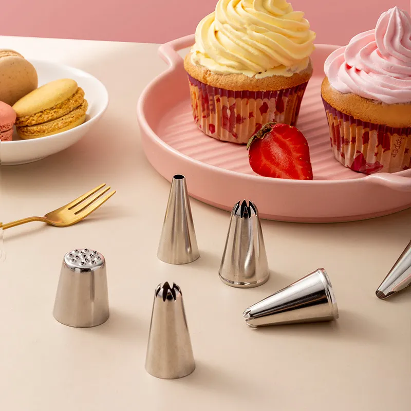 

LMM stainless steel piping nozzle set 24 heads piping nozzle puff cake baking piping tool