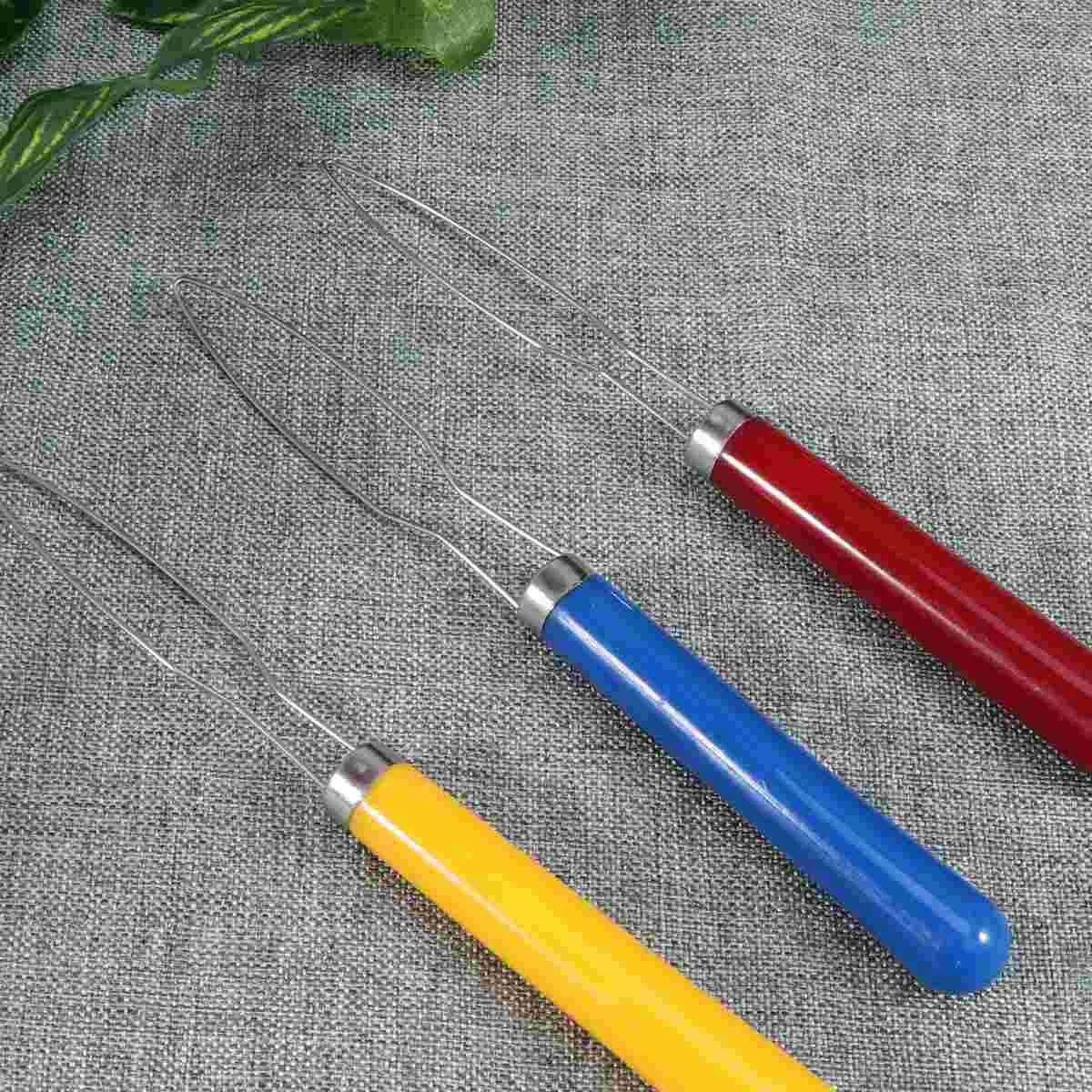 3Pcs Plastic Handle Stainless Steel Button Hook Helper Grip Button Hook Button Assist Device Red Pattern Yellow Pattern Blue Pat