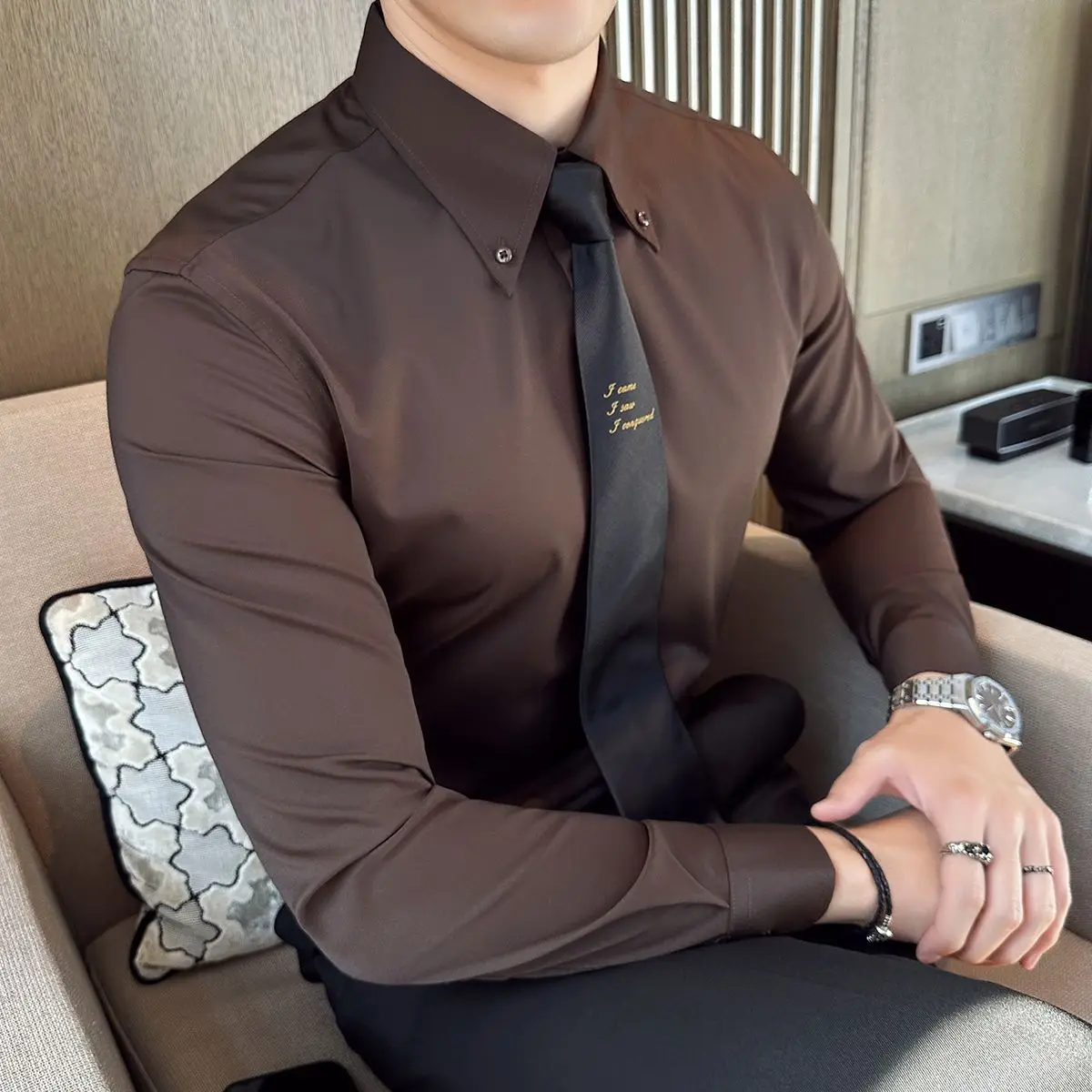 Men's French Pointed Collar Long Sleeve Dress Shirt Business Casual British Style Premium 2026 Autumn New Arrival