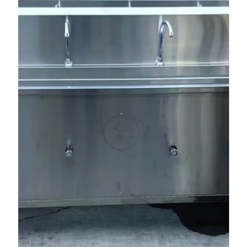 Lavandino in Acciaio Inox per Lavaggio e Disinfezione delle Mani