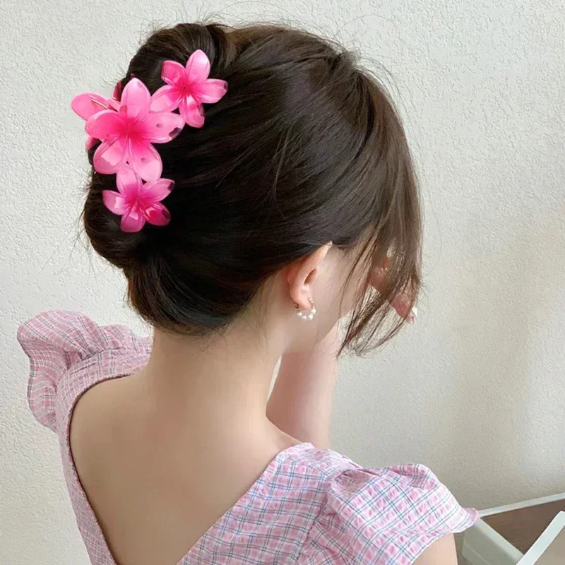 Fashion Gradient Egg Flower Hair Claws Clip Women Girls Sweet Acrylic Hairpins Summer Beach Hawaiian Headwear Hair Acces