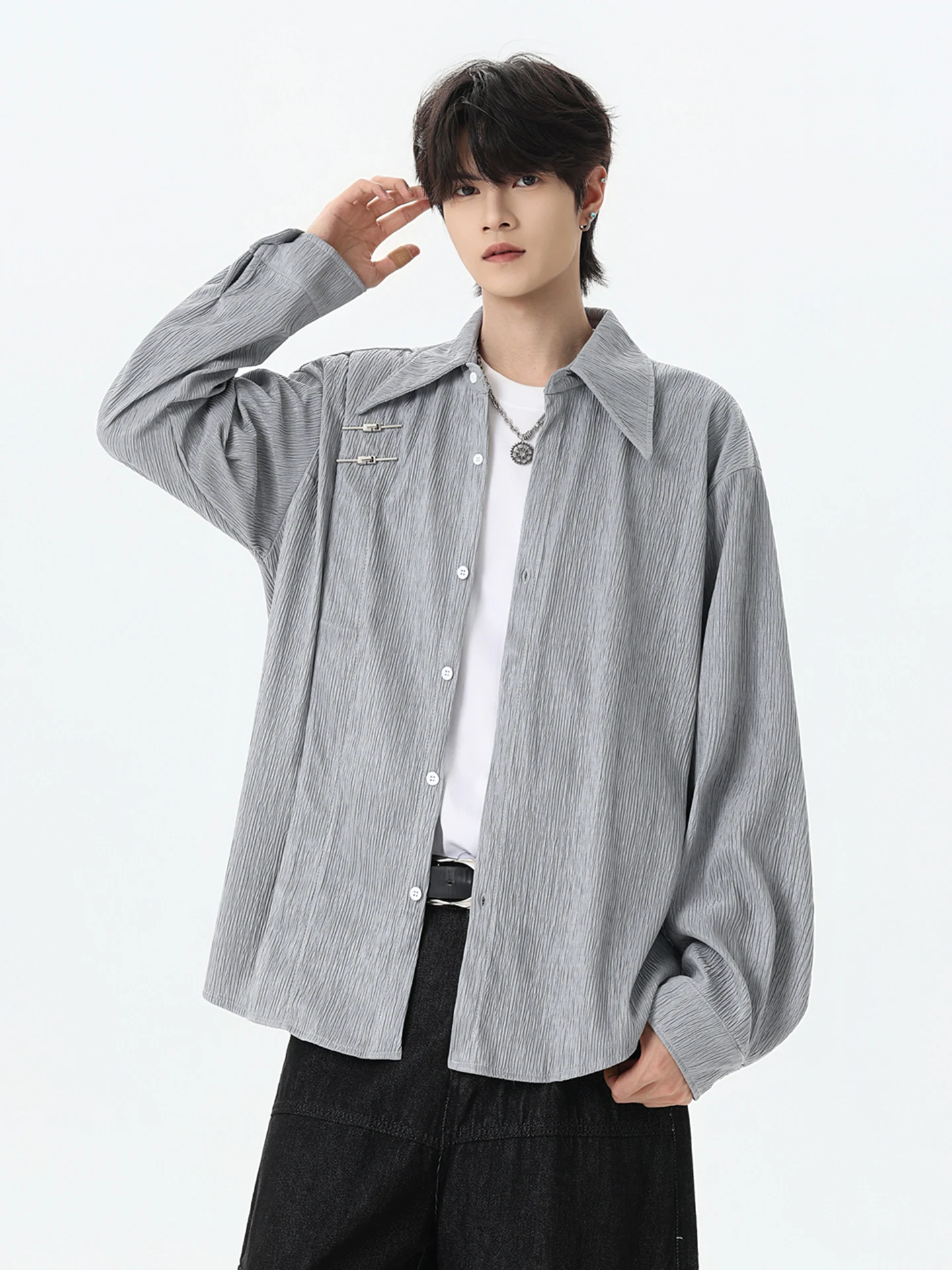 Fall New Chinese Texture Long Sleeve Men's Shirt Cleanfit National Style Metal Buckle Pleated Shirt Jacket Regular Fit Casual...