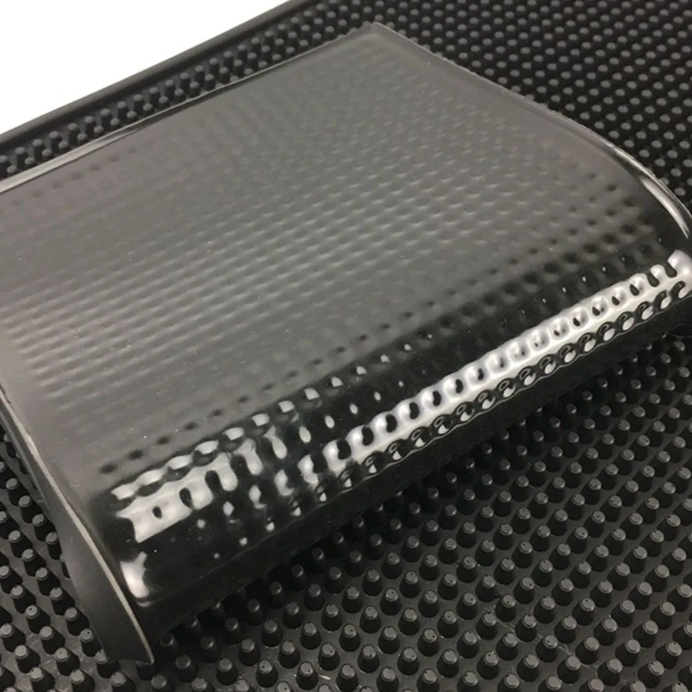

1Pcs Rectangular Silicone Bar Mat Non-Slip Drying Mat Deep Groove Drain Pad Kitchen Tableware Black Silicone Drain Pad