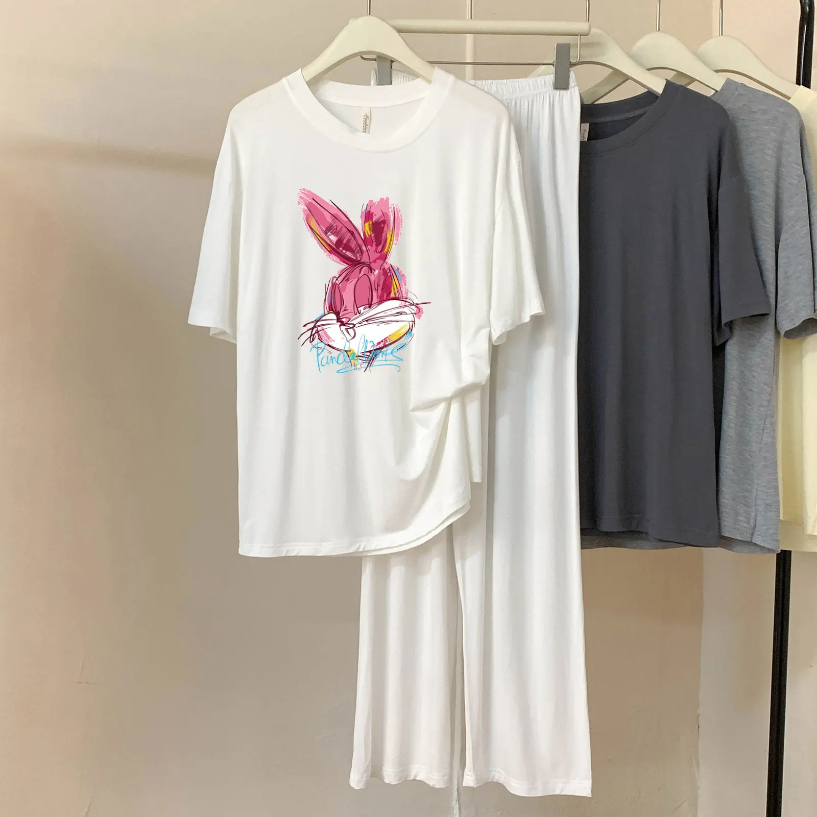 

DC130 # Женский пижамный комплект из двух предметов с короткими рукавами из модала и кролика с мультяшным принтом, весенний комплект