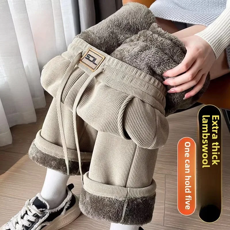 الرجال الخريف الشتاء Thiened سروال قصير بنطال ذو قصة أرجل واسعة لامب المخملية بناطيل كاجوال ألياف البوليستر الدافئة ملابس رجالية Faionable