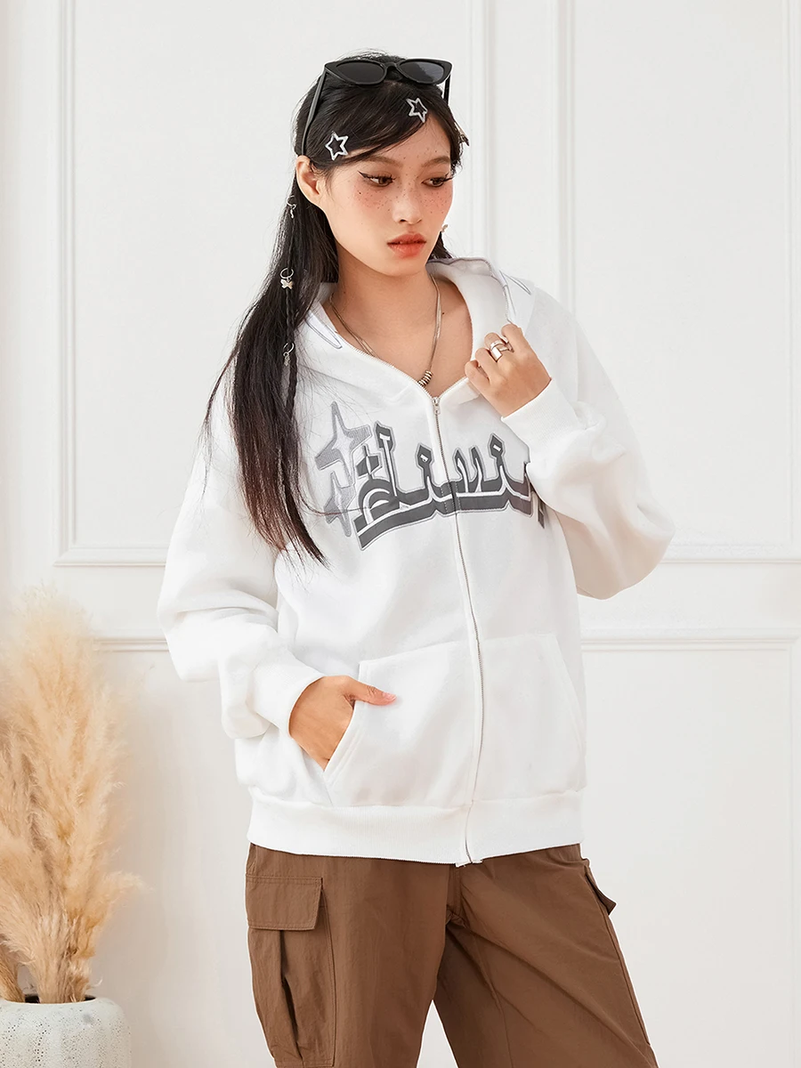 

Повседневные толстовки унисекс с вышитыми буквами. Стильные толстовки на молнии для мужчин и женщин. Модные толстовки с длинным рукавом на лице.