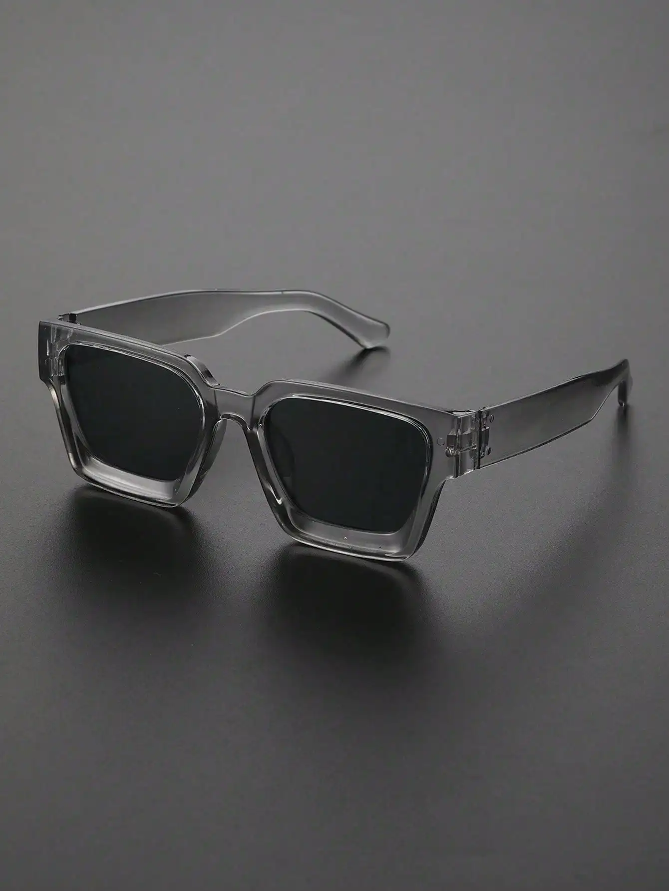 1/2 PC S Klassieke Mode Vierkante Plastic Frame Vrouwen Zonnebril Voor Mannen Dagelijks Leven Shades Brillen Accessoires.
