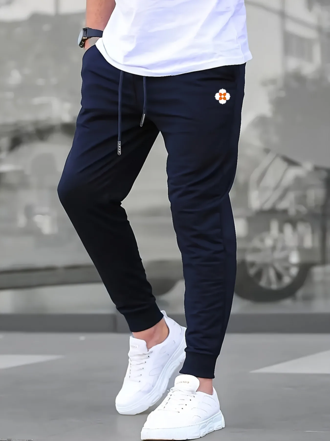 Fresh‑styled Tiny Floral Simple Motif Graphic Print Relaxed Sweatpants Men Hip Hop Sports Casual Jogger Pants Modern Cut