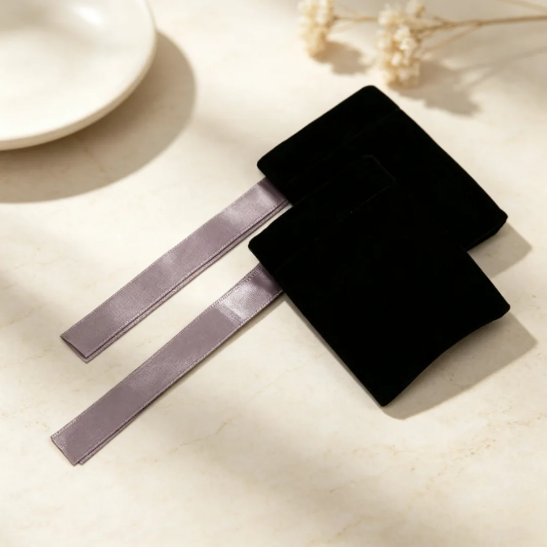 10Pcs Luxury Black Velvet Ribbon Drawstring Pouches Bulk Jewelry Packaging Storage Bags for Earrings Rings Necklaces & Bracelets